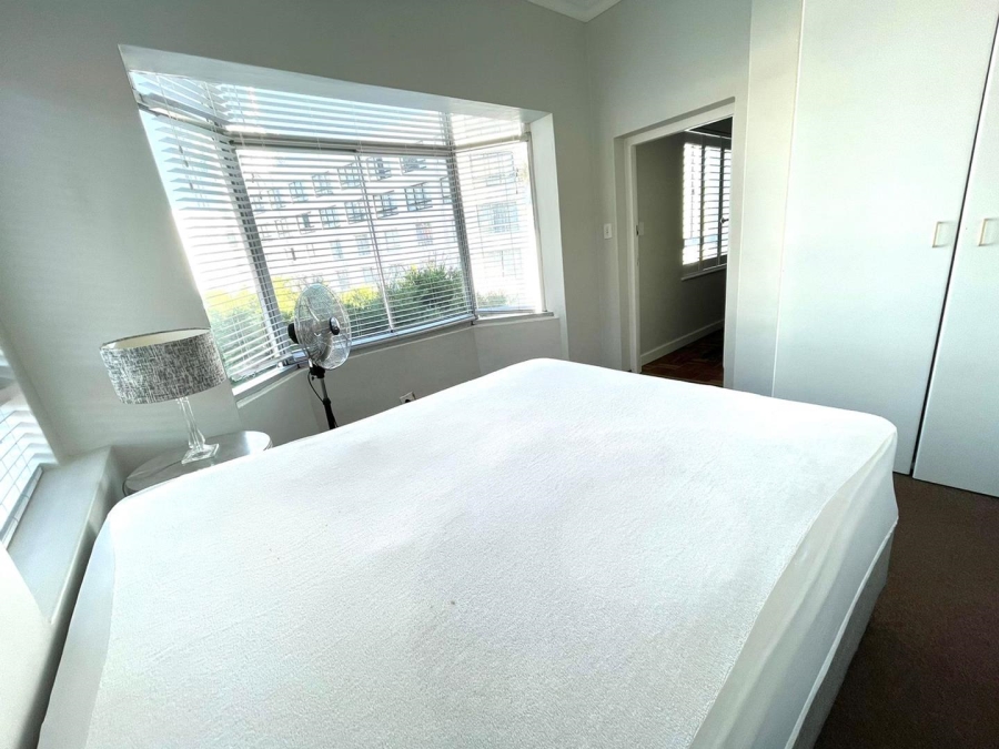 2 Bedroom Property for Sale in Sea Point Western Cape